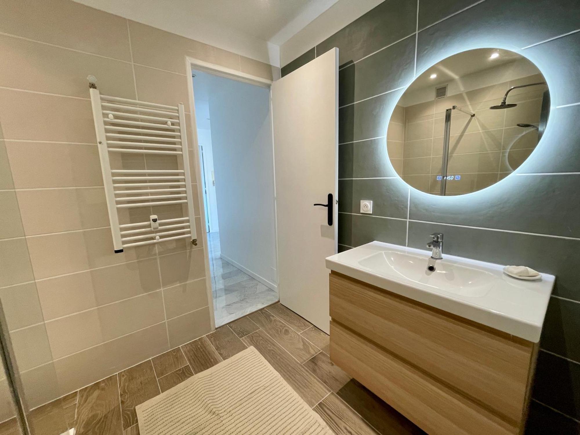Bright Appartment With View Cagnes-sur-Mer Esterno foto